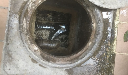 屋外のトラブル